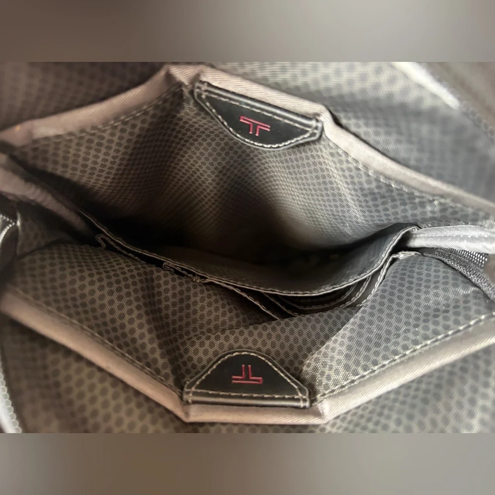 Tumi T-Tech sling bag with multiple compartments and Keychain mens